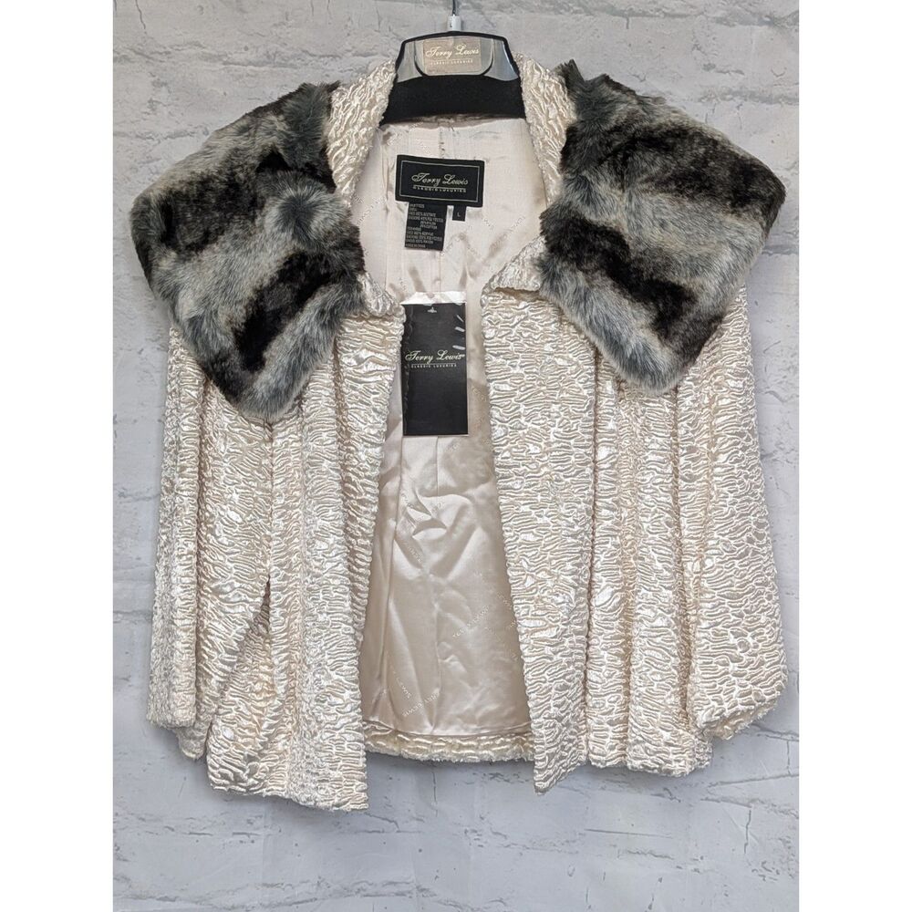NWT Terry Lewis Ivory Crinkle Faux Fur Collar Jacket L
